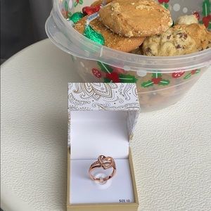 Dazzling Rose Gold Ring